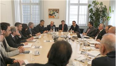 LH Kompatscher hat heute in Innsbruck an der Sitzung der Taskforce Flüchtlinge teilgenommen - Foto: Land Tirol/Kaser
