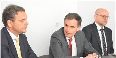 Luis Amort, Richard Theiner, Flavio Ruffini stellen Masterplan vor, Foto: LPA/Daniel Rabanser