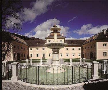 Schloss Wolfsthurn öffnet wieder seine Tore für Besucher
