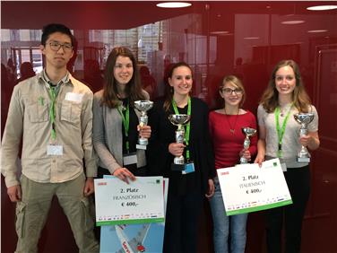 Die Tiroler/Südtiroler Delegation beim Bundesfremdsprachenwettbewerb in Wien: (v.l.n.r.) Dong Kun Im, Milena Basso, Maria Kaufmann, Eva Neulichedl und Anina Stigger
