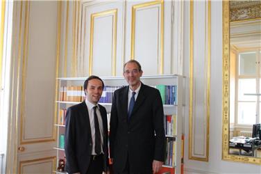 Landesrat Achammer hat heute mit Bildungsminister Faßmann über die Lehrerausbildung und über die Anerkennung von Studientiteln gesprochen - Foto: LPA
